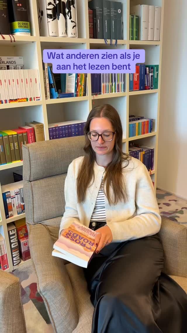 Wat anderen zien vs. wat jij ziet als je aan het lezen bent: cowboyromance-editie! 💜 

#zininfeelgood #feelgoodboek #feelgoodboeken #crossroads #devneyperry #lezen #boeken #leestip #boekentip #boekstagram #bookstagramnl